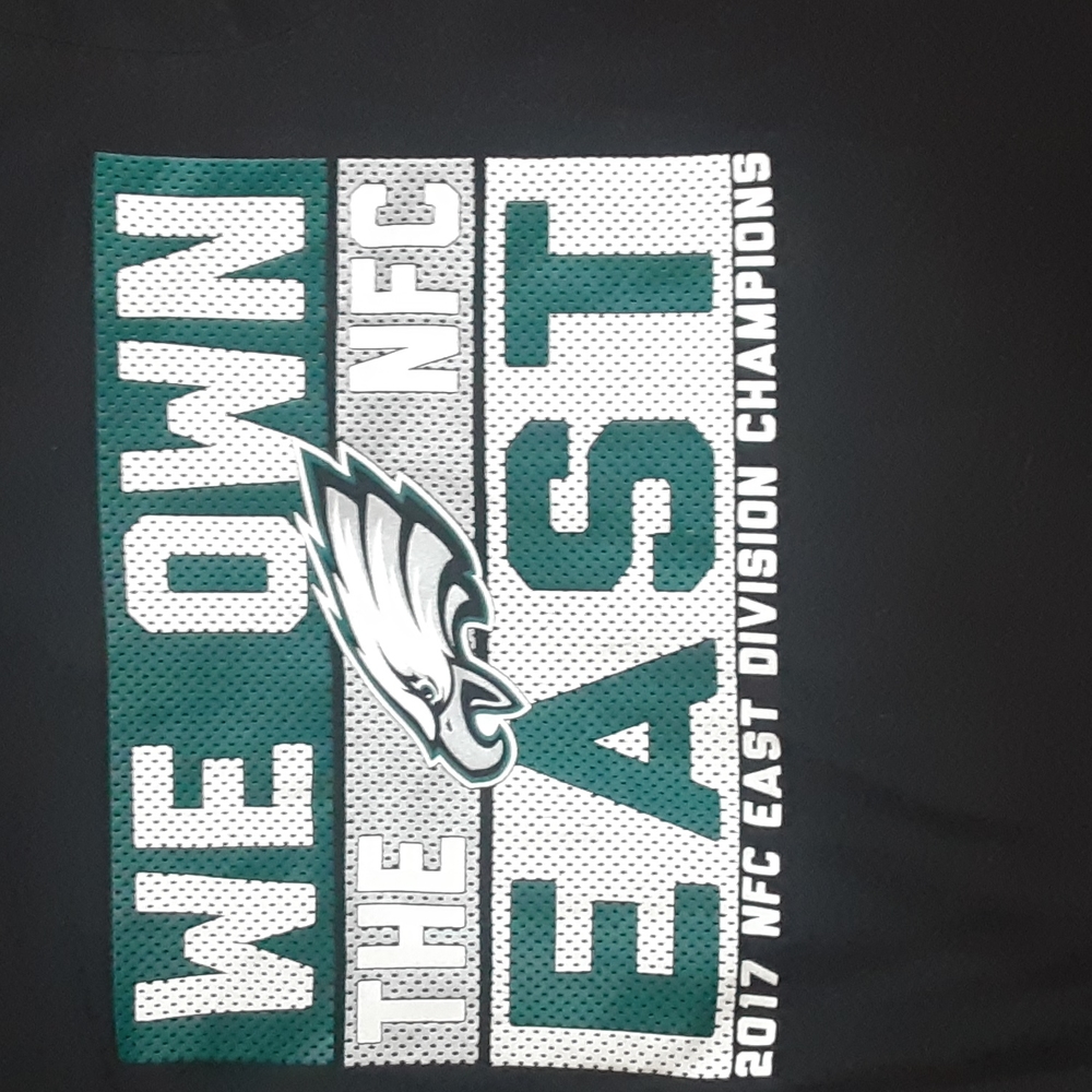 PRO LINE PHILADELPHIA EAGLES GRAPHIC TEE, MEDIUM